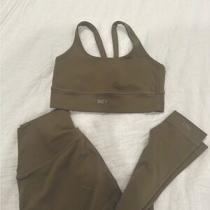 SET Activewear stable brown Olive Sports Bra and Leggings